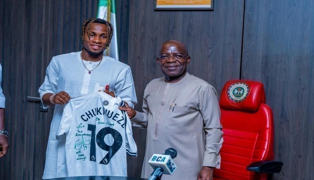 Otti Hosts Samuel Chukwueze, Unveils Plans for Umuahia Stadium City