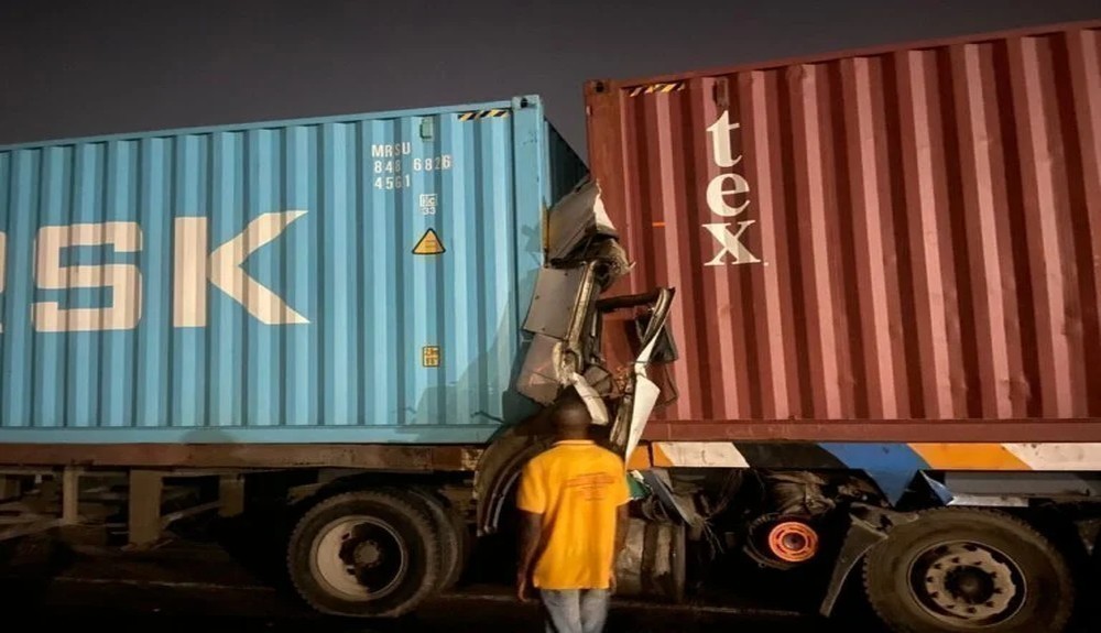 Two Die in Oshodi–Apapa Expressway Truck Collision