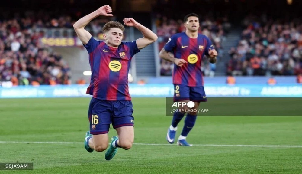 Barcelona Reclaim Top Spot in La Liga with 3-0 Win Over Levante